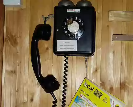 100 Le téléphone de Dammahütte fonctionne très bien malgré l'aspect antique.