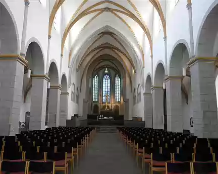 PXL229 église St Florin intérieur