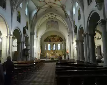 PXL237 basilique St Castor intérieur