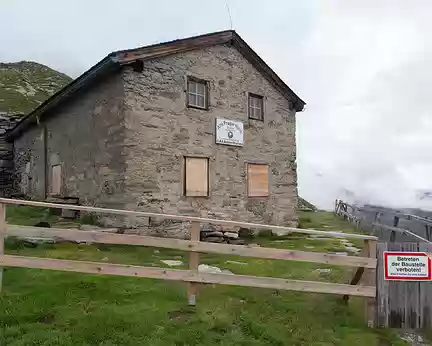 FM9A3480 Alte Prager Hütte (2489m), définitivement fermée