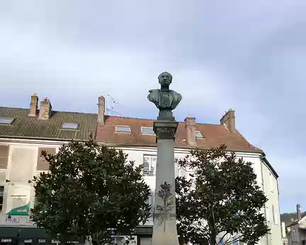 PXL000 Monument Carnot, la Ferté-Alais. Sadi Carnot (1837-1894) Président de la IIIè République de 1887 à 1894.