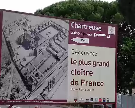 116 L’ancienne Chartreuse (XVème siècle) a été entièrement financée par un riche négociant en drap de Villefranche, Vésian Valette, mort à Rome en 1450 lors d’un...