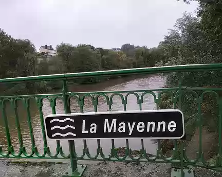 05 Mayenne La Rivière