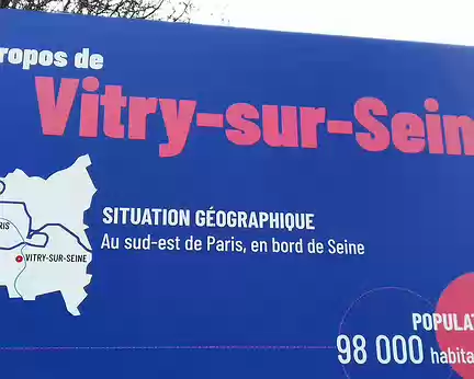030 Vitry-sur-Seine, commune la plus peuplée du Val de Marne, dispose de nombreux espaces verts : onze jardins, sept parcs et seize squares