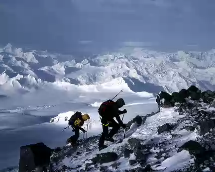 083 Elbruz, tentative d'avril 2005