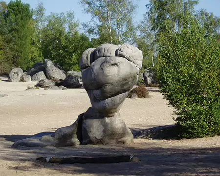 05 Sous l'oeil goguenard du Bilboquet.