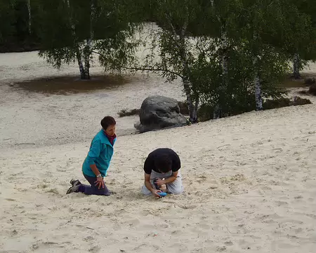 20 Sous l'oeil vigilant de Marie-Françoise.