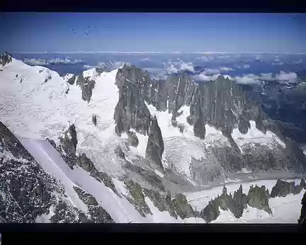 014.jpg La traversée des aiguilles de Chamonix. Pour le rappel du Caïman, Pierre Allain utilisa en 1945 son décrocheur !