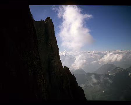 024.jpg La face ouest de la Pointe Bich où s’inscrit la voie Couzy – Desmaison, une verticalité dolomitique.