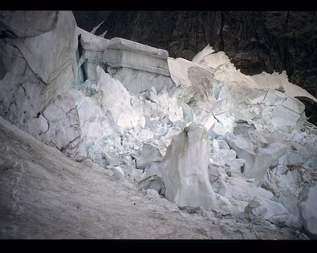 050.jpg Traversée du glacier du Freney: 18h-19h.