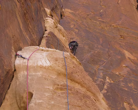 010 Coincements de mains obligatoires pour progresser.