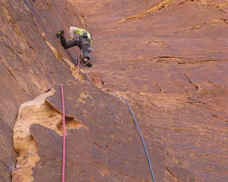 013 Bien tester les écailles de grès avant de les utiliser.