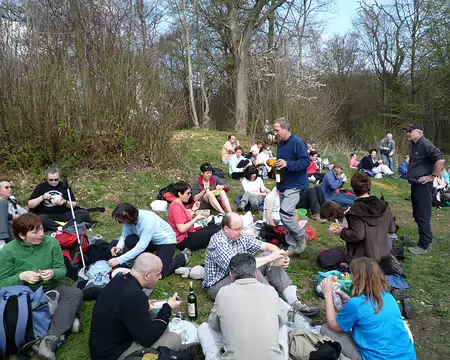 PXL015 Les bouteilles tournent !