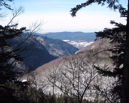 PXL031 Vue à droite en descendant vers Giron