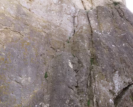 000 Retour aux rochers du Parc. Mais que ce mur initial en 4b de La Dame de Mailly peut être patiné
