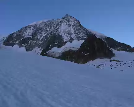 014 J4: le Mont Blanc de Cheilon au départ du refuge des Dix