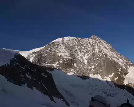 016 Il est possible de gagner la cabane des Vignettes via le Mont Blanc de Cheilon ce qui rehausse le niveau technique du parcours