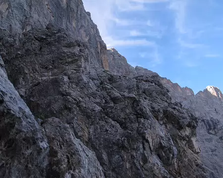 015 Socle qui n’excède pas le 4