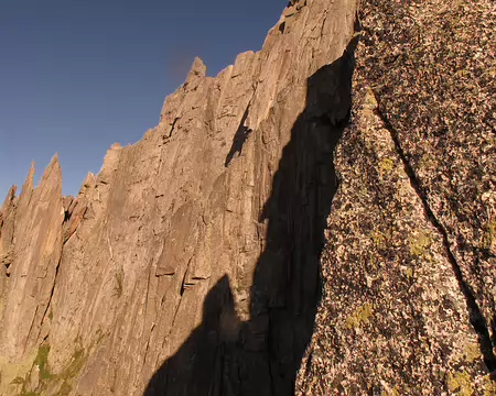 009 Les tours de l’arête ouest