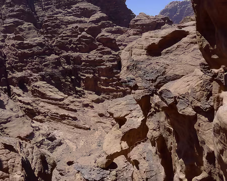 011 Dernière longueur où la voie se fait moins verticale