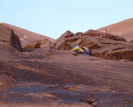 023 Véronique engagée dans la rampe qui efface le surplomb