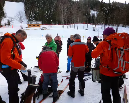 PXL000 Le guide, Bruno, donne les consignes aux futurs initiateurs