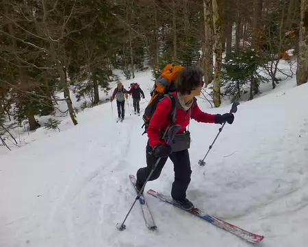 PXL007 La piste raquette convient bien pour la montée.