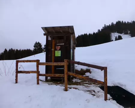 PXL020 Avec ses toilettes sèches