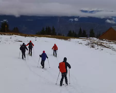 PXL037 1300 m fin de la neige, heureusement on ne va pas tarder à remonter vers la Molière.