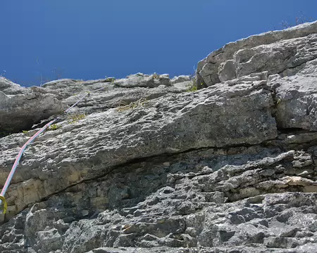 004 Le surplomp de R2: 5b+