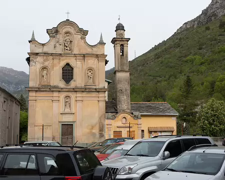 FM9A6617 La Brigue, parking baroque