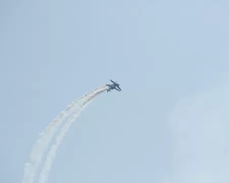 FM9A7912 La patrouille de voltige « Captens »