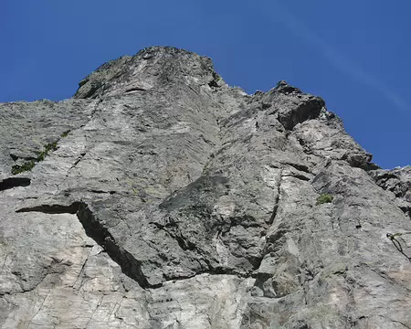 007 Dalles fissurées de L4: 5b