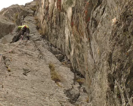 038 Reprise de la progression jusqu’au relais caché dans le dièdre