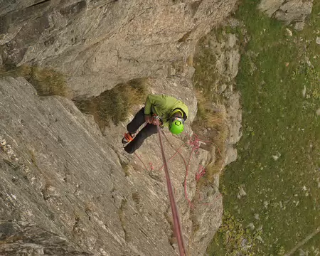 042 Rappel dans la dalle grise de L5