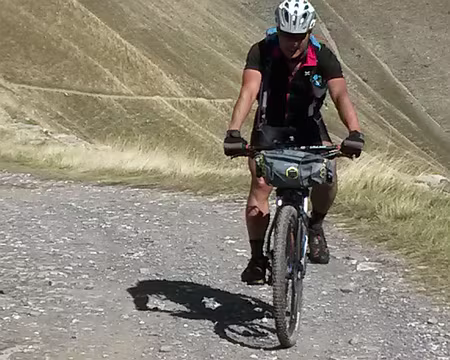 PXL005 Sur la piste ...