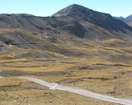 PXL021 Cime de la Bonette et piste menant au col de la Moutière et St Dalmas le Selvage