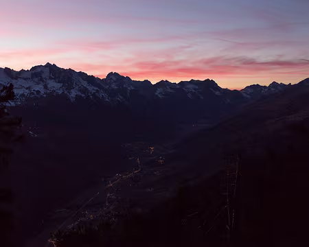 FM9A0353 La nuit tombe sur la Guisane