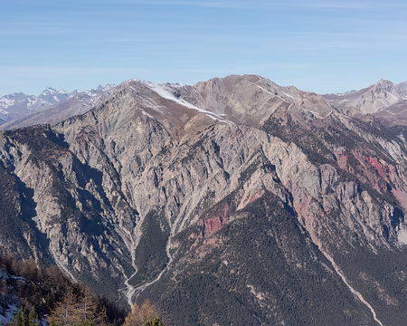 FM9A0458 Vue vers le Serre des Aigles et la Crête de Peyrolle