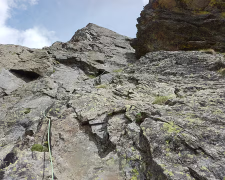 029 Descente 13h45. Névé d’attaque 15h15. Descente pierrier 15h30. Refuge Remondino 16h26