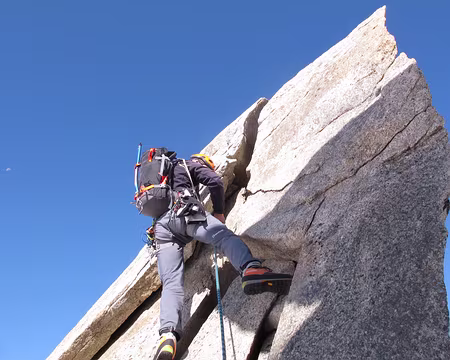 014 Jusqu’à ce passage athlétique en 4a