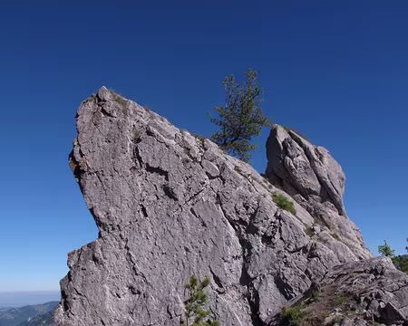 011 La Waldeckspitze l’un des 61 sommets de la chaîne des Gastlosen, une ligne de 12 km