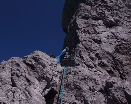 043 Quelques pas d’escalade