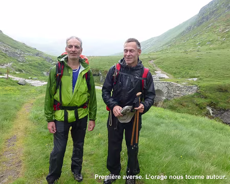 P1060553 Première averse. L'orage nous tourne autour.