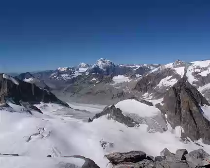 042 Du sommet, Mont Velan, Mont Blanc, Grand Combin et l’interminable glacier d’Otemma