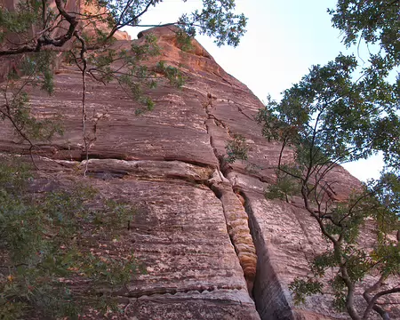 001 Ashtar Command. L’une des voies les plus aisées à Zion National Park : II, 5.9 L1 5.8, L2 5.9