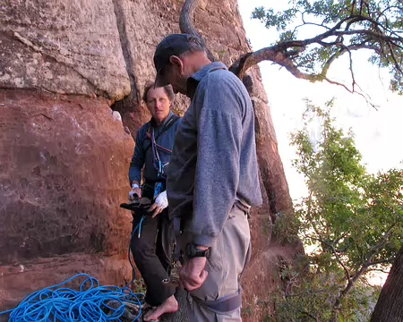 005 Une terrasse pour s’équiper. Tape when you need to, but try to not get addictif