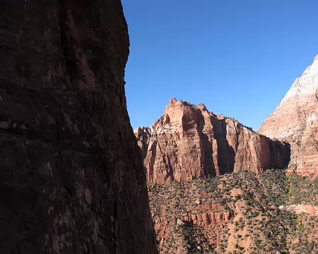 034 Mount Spry au NE de Canyon Junction.