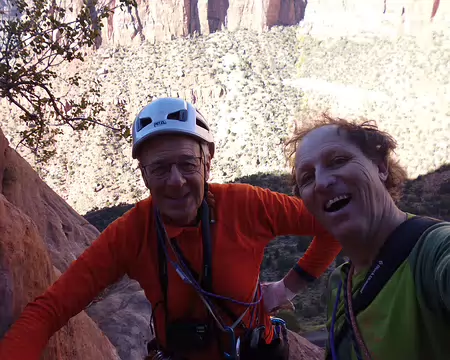 037 Des grimpeurs au terme d’une brève et si tardive découverte des parois de Zion
