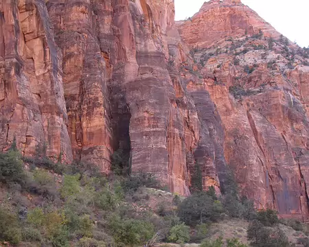 039 Ataxia Tower et la fissure que suit L1, Puis le mur raide de L2